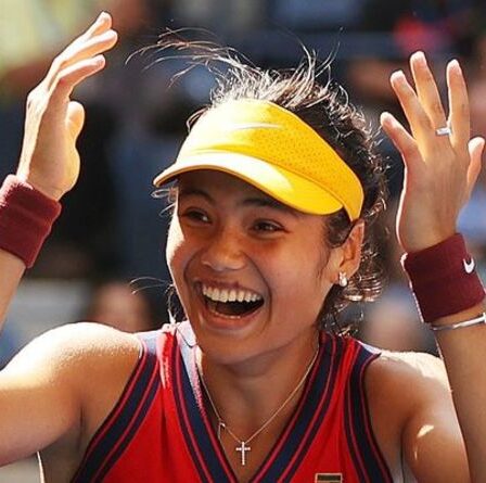 Piers Morgan salue Emma Raducanu pour sa victoire à l'US Open et rouvre le débat sur John McEnroe à Wimbledon