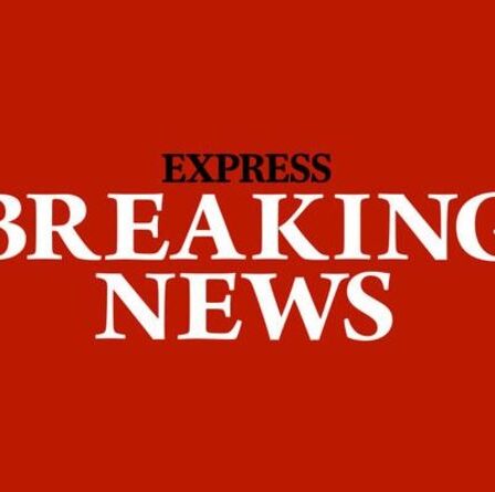 Poignardage à Londres: un adolescent s'est précipité à l'hôpital alors que la police accordait des pouvoirs d'arrêt et de fouille