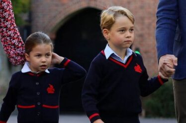 Prince George retourne à l'école - où il n'adopte pas son nom officiel