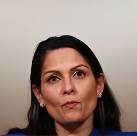 Priti Patel demandera une action du G7 pour lutter contre l'immigration illégale