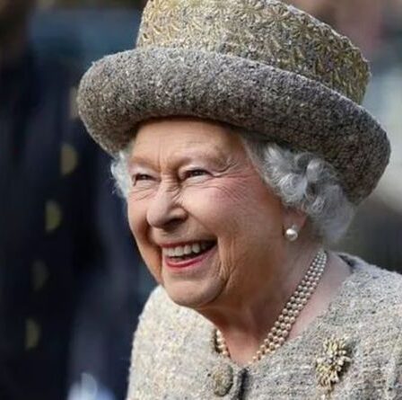 « Type de mamie typique ! »  La reine s'est occupée des enfants du cornemuseur royal lorsque sa femme était malade