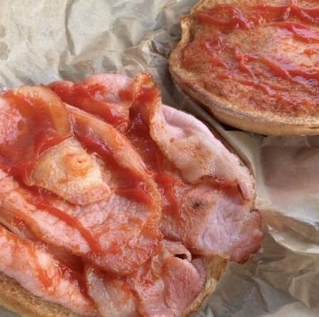 Un client de McDonald's dégoûté après avoir trouvé un "téton" dans un rouleau de bacon