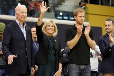 "Un peu inquiet" Joe Biden a plaisanté en disant que sa femme "a passé trop de temps" avec le prince Harry