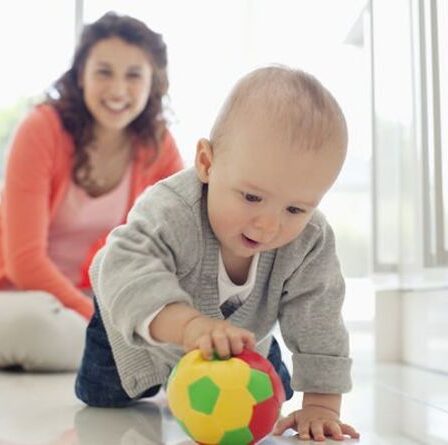 Une nouvelle thérapie pour les bébés réduit le diagnostic d'autisme