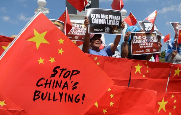 Manifestations contre l'agression de la Chine en mer de Chine méridionale