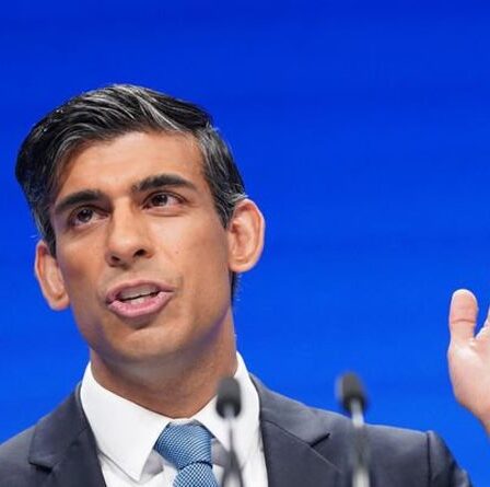 Rishi: Il est «non conservateur» de charger les générations futures de dettes de la crise de Covid