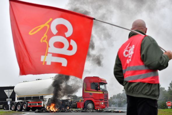 Les chauffeurs routiers français demandent une augmentation de salaire