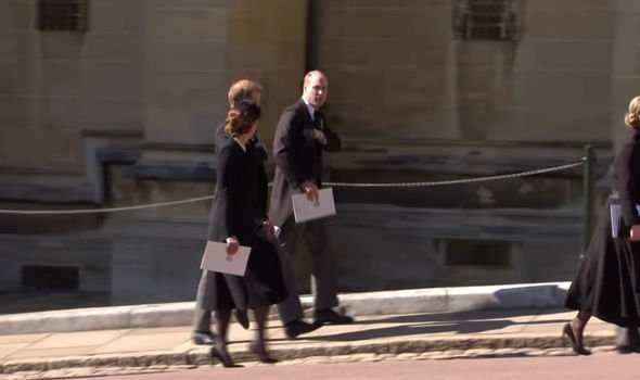 Prince Harry : Kate a marché aux côtés des deux frères après la cérémonie