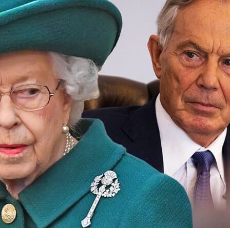 Tony Blair a été snobé pour le titre de chevalier au milieu du "ressentiment toujours latent" de Queen