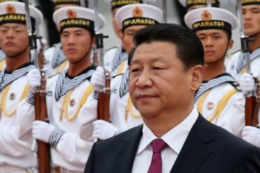 La guerre craint alors que la Chine construit des navires de guerre secrets «Sea Hunter», selon des images alarmantes