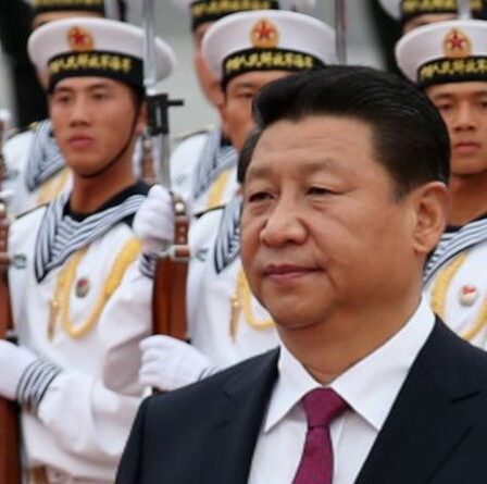 La guerre craint alors que la Chine construit des navires de guerre secrets «Sea Hunter», selon des images alarmantes
