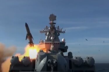 Alerte à la Troisième Guerre mondiale : moment terrifiant, la Russie tire un nouveau missile de croisière dans un contexte de tension croissante