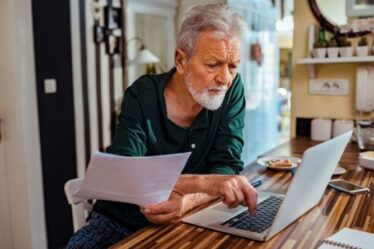«Algorithmes dangereux» Les épargnants de retraite ont mis en garde contre le «somnolence» dans les investissements dorés