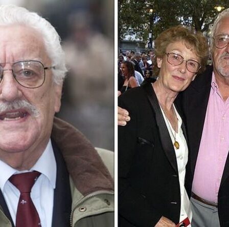 Bernard Cribbins dévasté alors que la légende de la télévision annonce le décès de sa femme «dévouée» Gillian