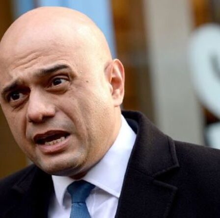 'Décevant!'  Sajid Javid critique les joueurs anglais pour avoir refusé le jab "ce sont des modèles"