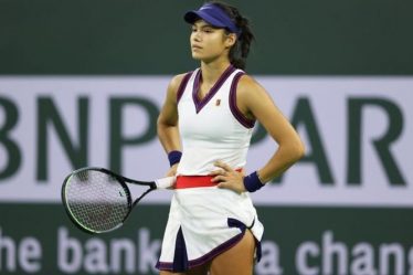 Emma Raducanu s'engage à se « relâcher » après avoir perdu son premier match depuis la victoire de l'US Open