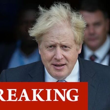 Honte des talibans: Boris Johnson envoie une équipe britannique rencontrer le régime après l'effondrement de l'Afghanistan