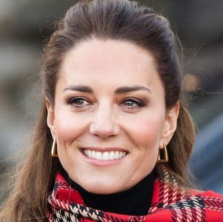 Kate "là pour aider" le prince Charles et Camilla dans de nouveaux rôles "Elle a sa propre voix"