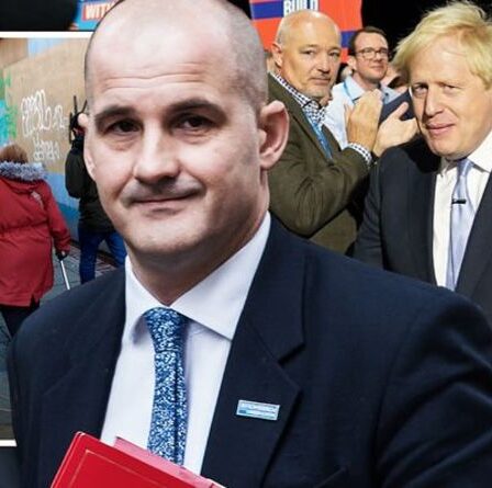 La guerre civile conservatrice éclate à cause d'une nouvelle menace fiscale - Le mur rouge va s'effondrer contre un député