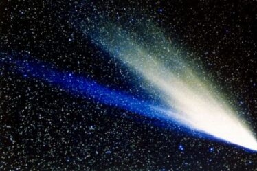 « La plus grosse comète jamais vue ! »  Des scientifiques affirment qu'une comète géante se dirige vers la Voie lactée