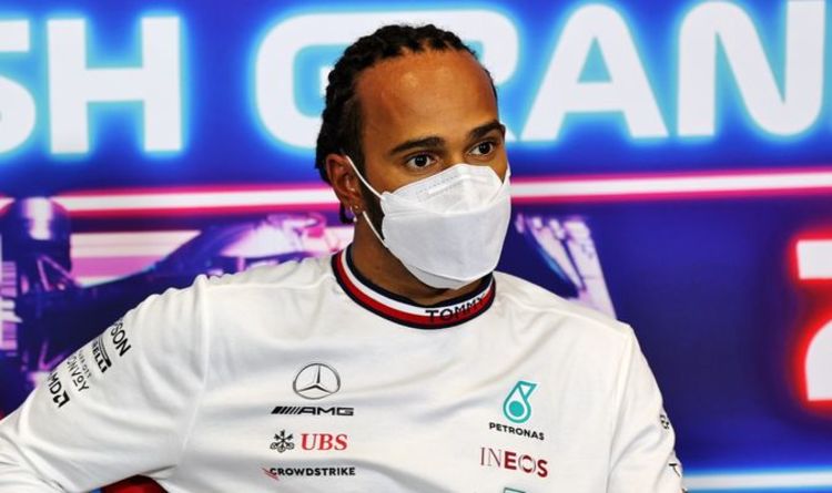 La réaction de Lewis Hamilton lorsqu'on lui a dit qu'Esteban Ocon est devenu un GP de Turquie complet sans arrêt au stand