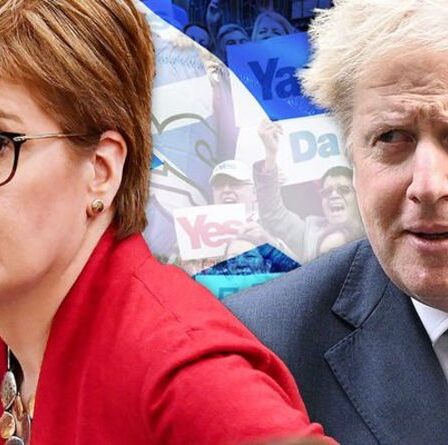 Le SNP a des «agents dormants» au travail à l'intérieur du numéro 10 espionnant Boris Johnson