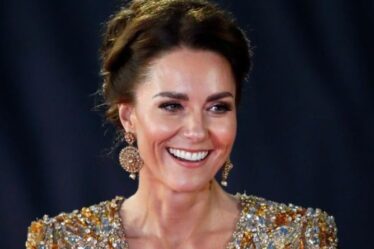 Le look « époustouflant » de Kate lors de la première de Bond était « très difficile » pour Meghan alors que la duchesse « éclipsé »