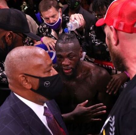Le manager de Deontay Wilder donne une raison inquiétante pour le camouflet de la poignée de main de Tyson Fury