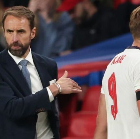 Le onze le plus offensif d'Angleterre depuis des années tombe à plat en Hongrie alors que Southgate fait face à une refonte