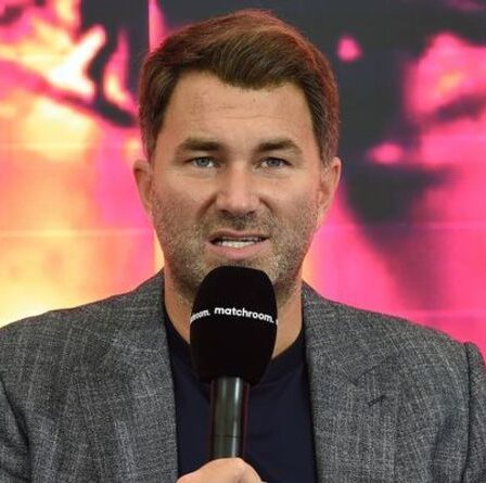 Le promoteur d'Anthony Joshua, Eddie Hearn, fouille chez Tyson Fury - "Je trouve ça étrange"