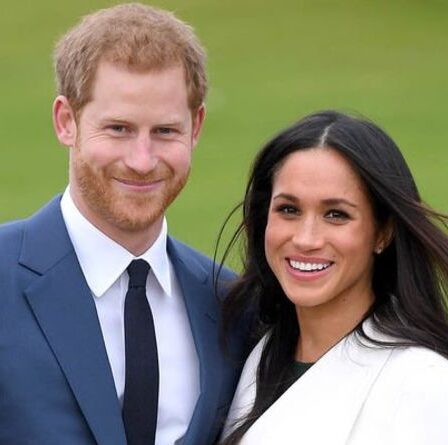 Meghan Markle et Harry « poignardent les membres de la famille royale dans le dos », déclare l'ancien majordome Paul Burrell
