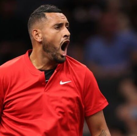 Nick Kyrgios exhorté à reporter sa retraite après que la star australienne a laissé entendre qu'il s'agissait de la Laver Cup