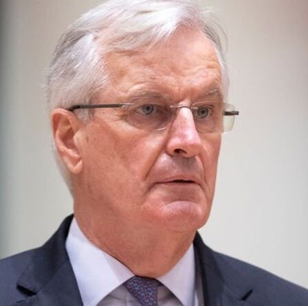 "Nous avons été diminués" – Barnier s'en prend à Macron en disant que la France est "arrogante et seule"