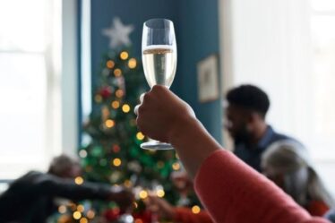 Pénurie de champagne de Noël dans les rayons du Royaume-Uni – « Difficultés à répondre à une forte demande »