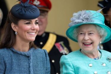 Pourquoi Kate détient un honneur spécial de la reine que tous les membres de la famille royale n'ont pas
