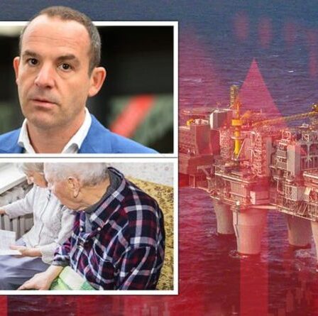Prix ​​du gaz EN DIRECT : les Britanniques ont émis un avertissement urgent sur l'énergie de Martin Lewis - « Ne changez PAS ! »