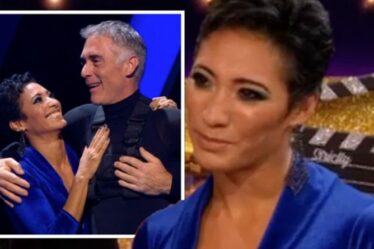 Strictly Come Dancing: Karen Hauer s'excuse après avoir frappé Greg Wise