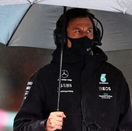 Toto Wolff fait valoir à Nico Rosberg le partenariat entre Lewis Hamilton et George Russell
