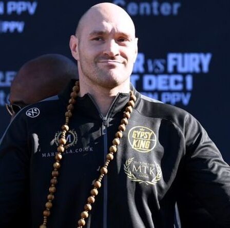 Tyson Fury affirme qu'il était assis à l'hôtel en train de boire de la bière seulement 24 heures avant le combat de Deontay Wilder