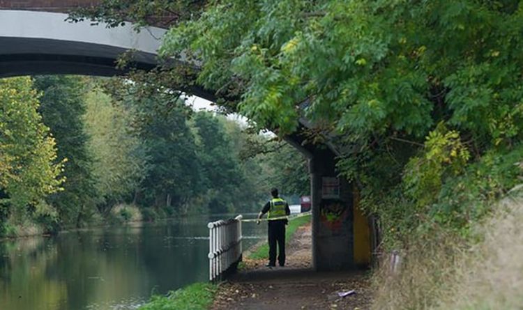 Un homme meurt après être tombé dans le canal malgré une énorme opération de sauvetage