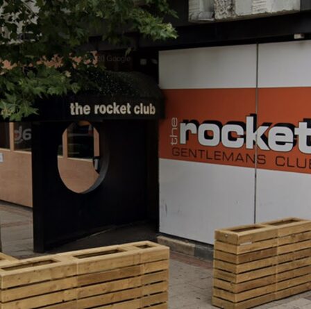 Une femme «violée par jusqu'à quatre hommes» dans un club de strip-tease – La police arrête un homme