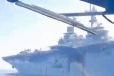 L'Iran explose après qu'un hélicoptère a nargué un navire de guerre américain dans une cascade "dangereuse et non professionnelle"