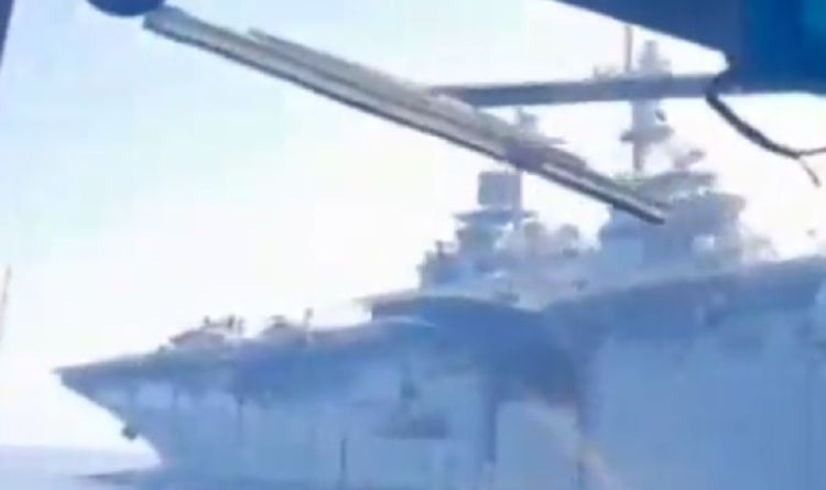 L'Iran explose après qu'un hélicoptère a nargué un navire de guerre américain dans une cascade "dangereuse et non professionnelle"