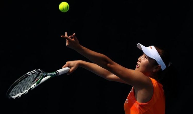 La star du tennis chinoise "disparue" Peng Shuai appelle pour dire qu'elle va bien