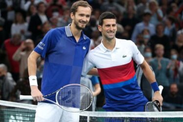 Novak Djokovic « doit dîner à Daniil Medvedev » après que la Russie a maintenu la Serbie en vie en Coupe Davis