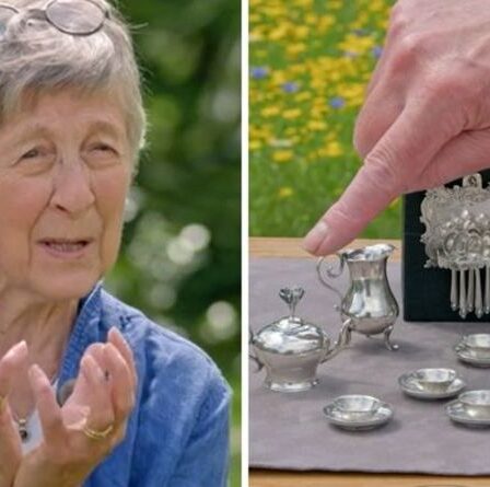 Un invité de Antiques Roadshow a été abasourdi par l'évaluation d'un service à thé miniature « Mon Dieu ! »
