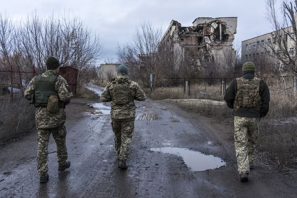 Les troupes ukrainiennes le long de la frontière