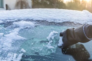 La DVSA émet un avertissement urgent de gel - Les conducteurs « doivent pouvoir voir » ou risquent de lourdes amendes