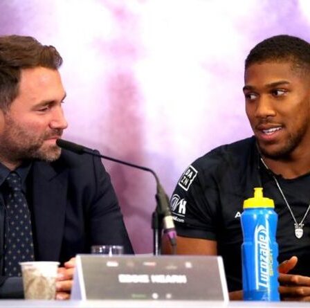 Le retrait d'Anthony Joshua de permettre Fury vs Usyk révélé par Eddie Hearn