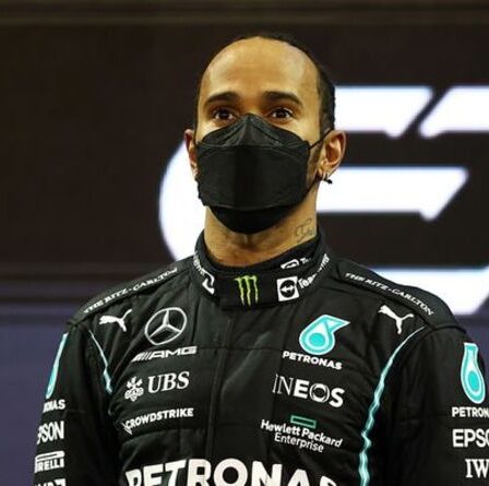Lewis Hamilton "s'attendait" à rester en F1 pour "réparer les torts" de la controverse d'Abou Dhabi